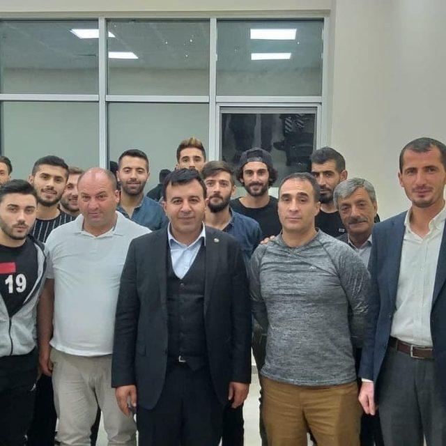 Pütürge Belediyespor’da kriz çözüldü