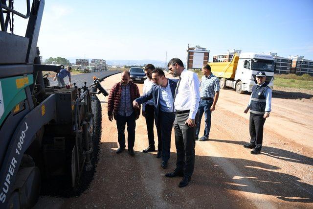 Kartepe Kent Meydanı’nda çalışmalar sona yaklaşılıyor