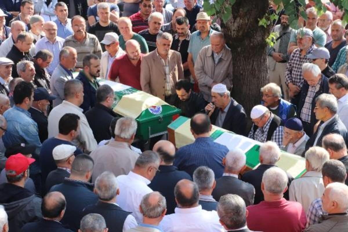 Zonguldak'ta baba ve oğlu aynı g&uuml;n hayatını kaybetti