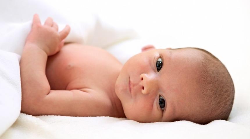 Bebeği emzirmeden kesme s&uuml;reci nasıl olmalı