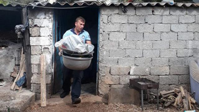 Antalya'da 1,5 tonluk midye dolma operasyonu