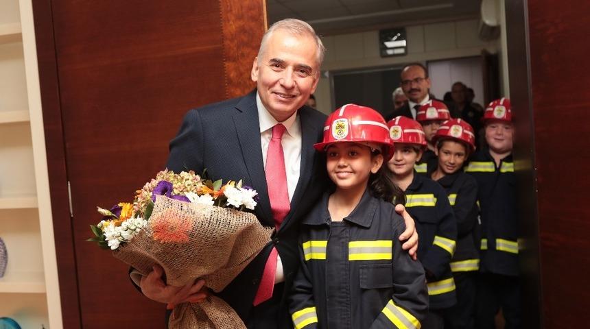 İtfaiye teşkilatının 305. kuruluş yıl d&ouml;n&uuml;m&uuml;n&uuml; kutluyor