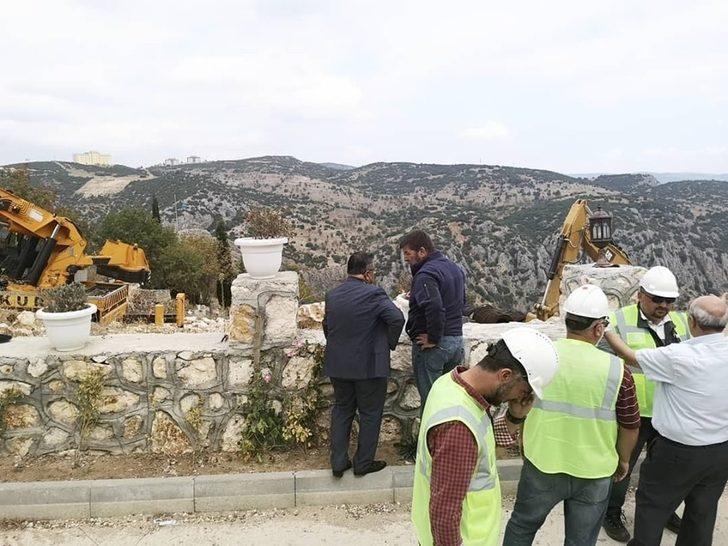 Heyelan bölgesine fora kazık çakılmaya başladı G2