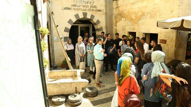 HKÜ’nün yeni öğrencileri oryantasyon ile Gaziantep’i tanıdı