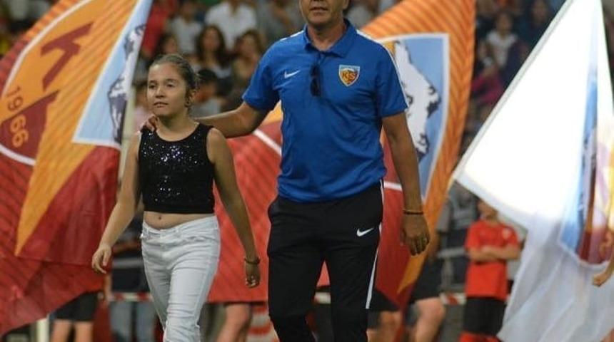 Antren&ouml;r Ferhat Kurnaz: