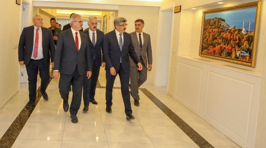 Antalya ve Isparta valilerinden Vali Bilmez&rsquo;e ziyaret