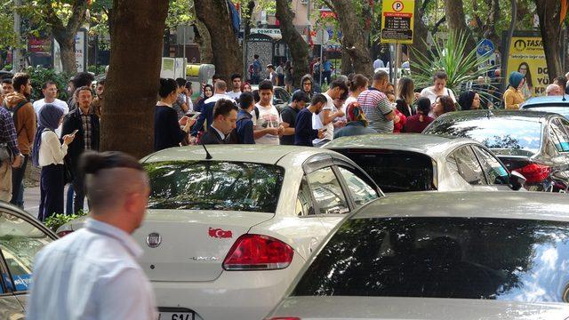 Silivri merkezli 5.8 büyüklüğündeki deprem Marmara ve Ege'yi salladı