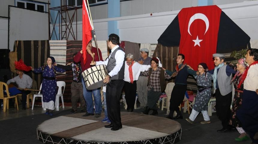 Kaş&rsquo;ta Geleneksel Seyirlik Oyunları