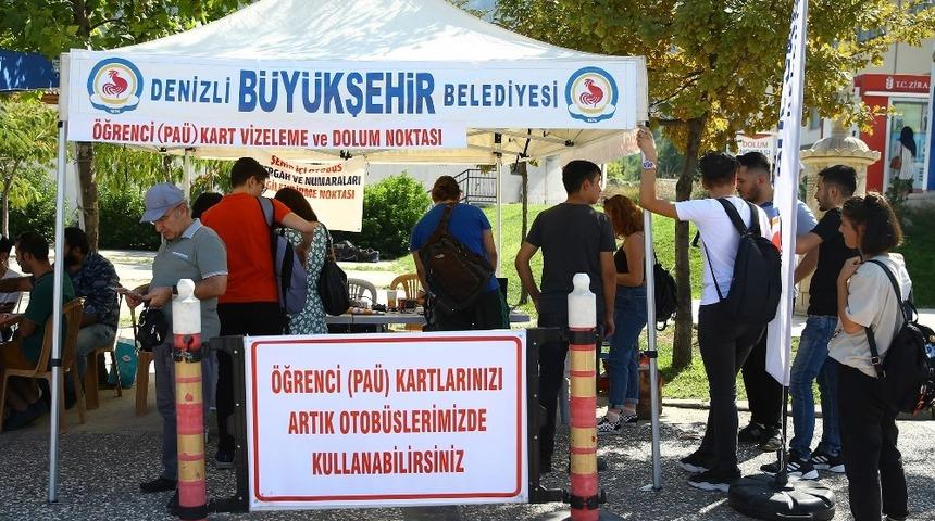 &Uuml;niversite &ouml;ğrencileri toplu taşıma hakkında bilgilendirildi