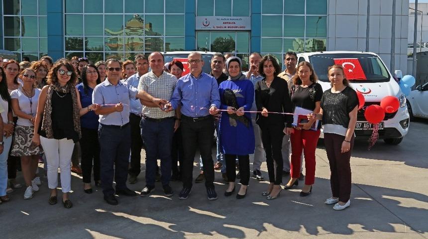 Yeni aşı araçları Antalya’ya teslim edildi