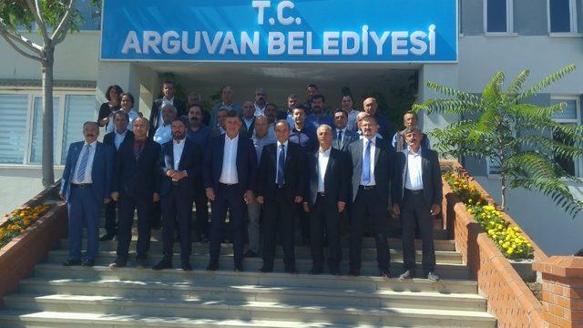 Karşıyaka Belediyesi Başkanı Tugay’dan Arguvan Belediyesine ziyaret