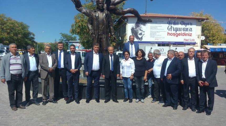 Karşıyaka Belediyesi Başkanı Tugay’dan Arguvan Belediyesine ziyaret