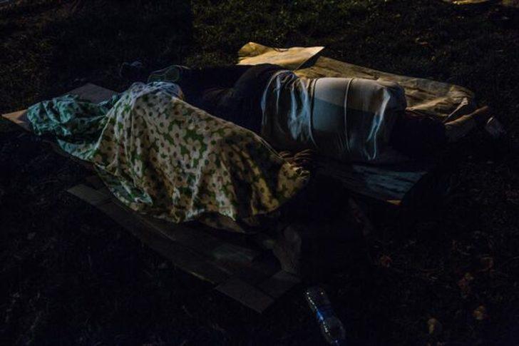 İstanbul sokakta! Parklara akın ettiler G2