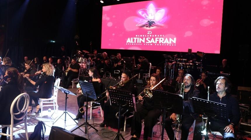 Altın Safran Belgesel Film Festivali konserlerle devam etti