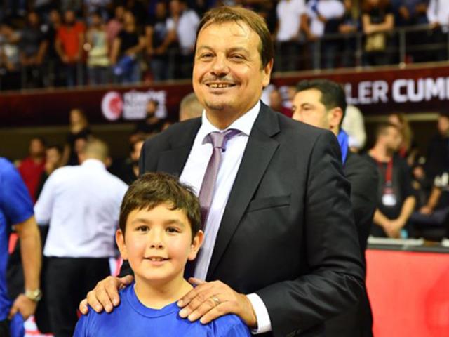 Ergin Ataman galibiyeti değerlendirdi