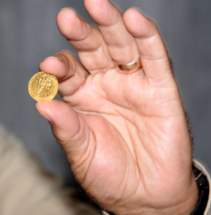 Apollon Smintheus Tapınağı'nda Bizans hazinesi bulundu G4