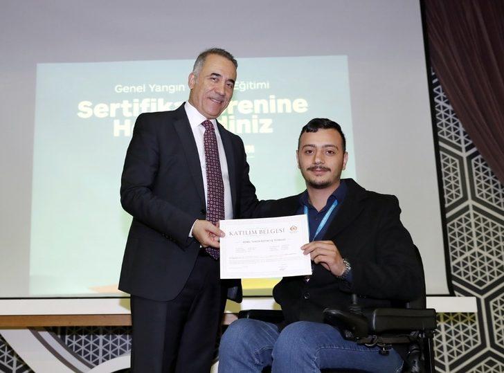 Sultangazi’de engelli personele yangın eğitimi sertifikası G3