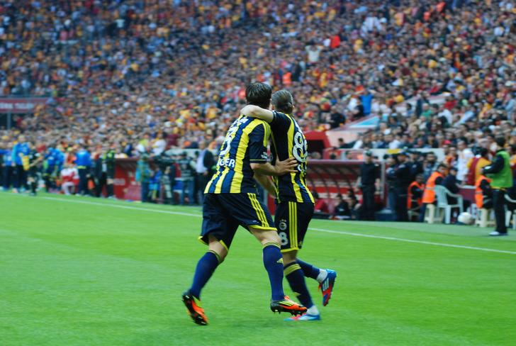 Alex de Souza'dan derbi paylaşımı G2