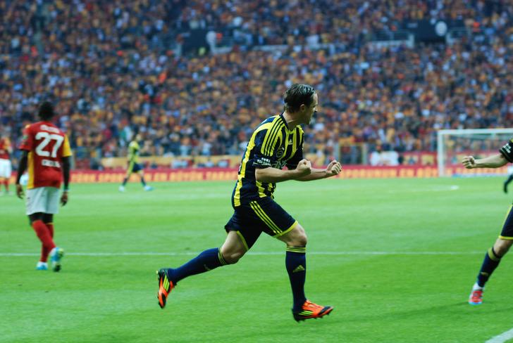 Alex de Souza'dan derbi paylaşımı G1