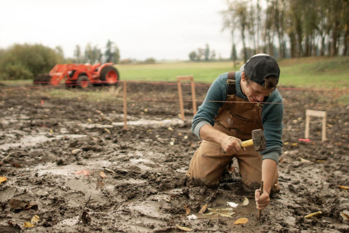 Kendilerine &ouml;yle bir ev yaptılar ki g&ouml;ren hayran kalıyor!