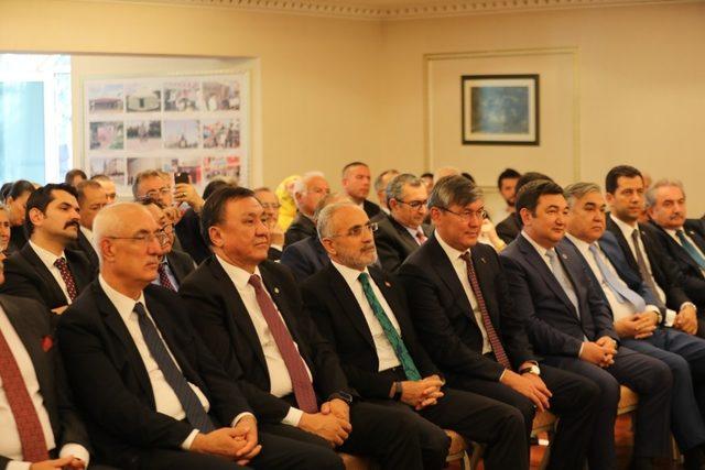 Cumhurbaşkanı Başdanışmanı Topçu, Türk İşbirliğinin Mimarı kitabının tanıtım programına katıldı