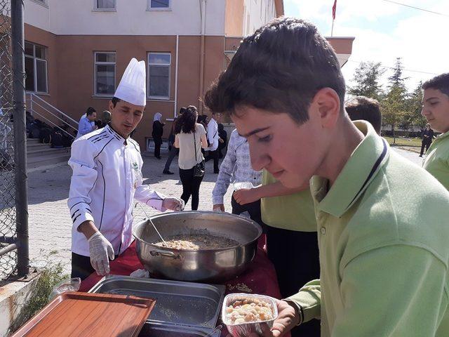 Şuhut Zafer Anadolu Lisesinde aşure etkinliği