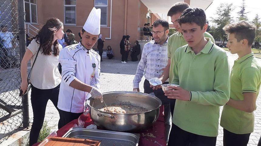 Şuhut Zafer Anadolu Lisesinde aşure etkinliği