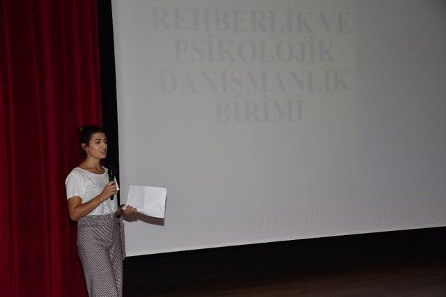 Biga Belediyesi Kreşlerinde anne-babalara seminer