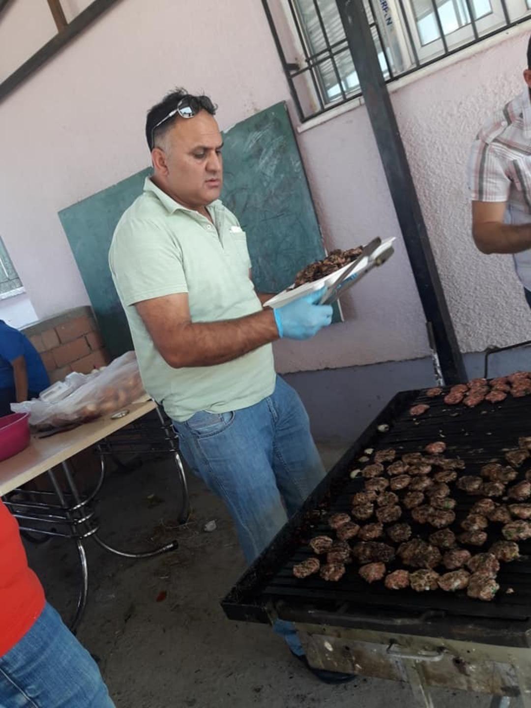 &Ccedil;ocuklar devamsızlık yapmasın diye Muhtar ocak başına ge&ccedil;ti