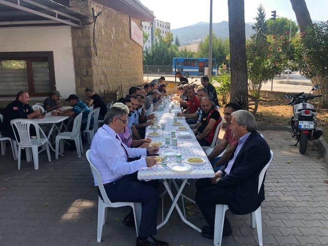 Başkan Şahin, itfaiyecilerle yemekte buluştu