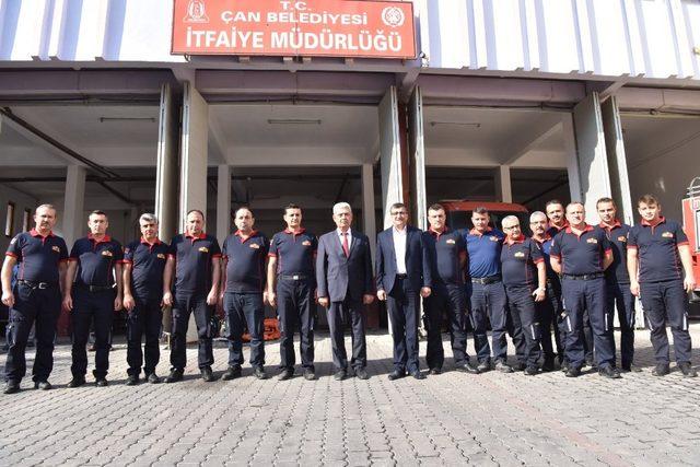 Başkan Bülent Öz, itfaiye personeliyle kahvaltıda bir araya geldi