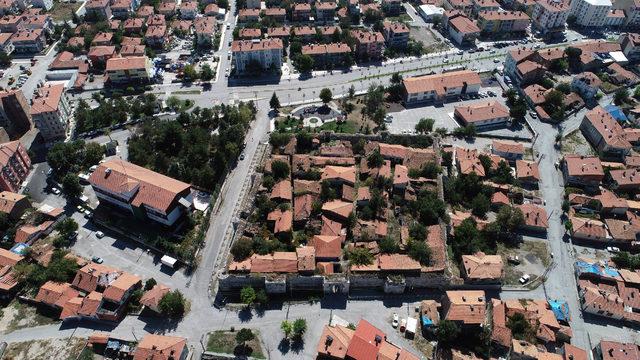 Çorum Kalesi, 'kale kondu'lara teslim