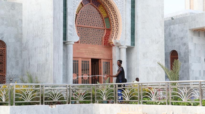 Senegal'de cennete giden yol a&ccedil;ılıyor