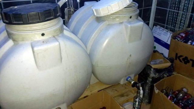 İzmir de sahte i&ccedil;ki operasyonu 3