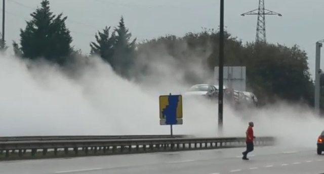 Kocaeli’de fabrikadan sızan gazlar D-100’ü trafiğe kapattı