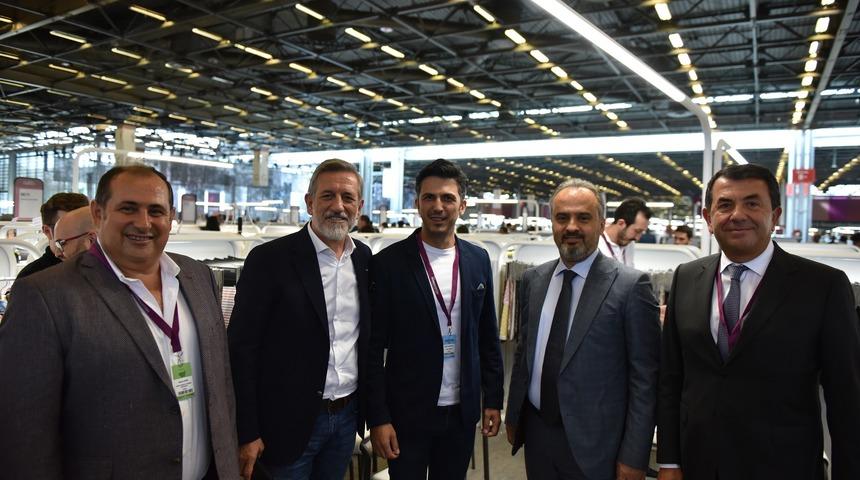 Bursa, modanın başkenti Paris’te gövde gösterisi yaptı