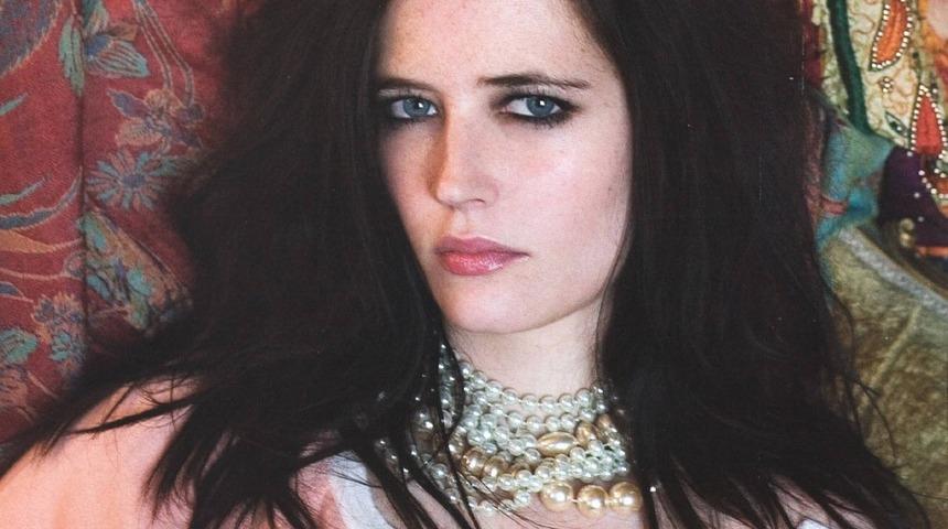 Eva Green de uzayın yolunu tutanlar arasına girdi