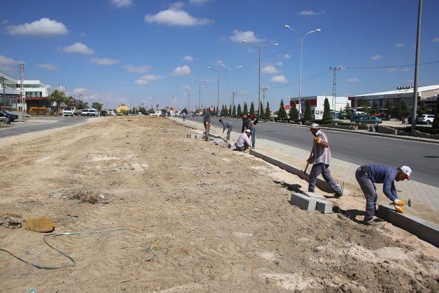 Karaman Belediyesinden 100. Yıl Bulvarında yeşil bant uygulaması