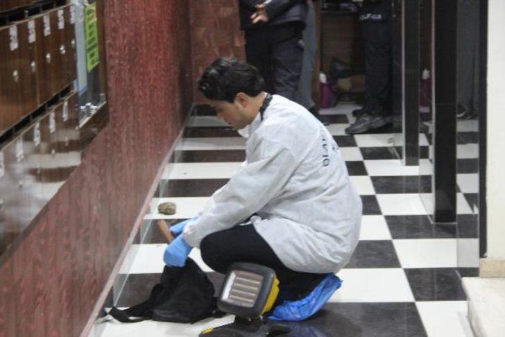 Genç kızı asansör boşluğuna böyle itti! Görüntüler ortaya çıktı G3