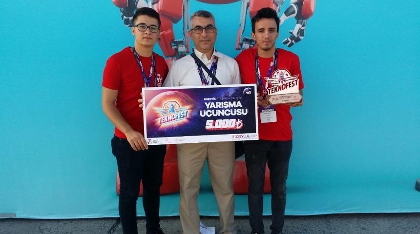 İzmir&rsquo;in gurur takımı