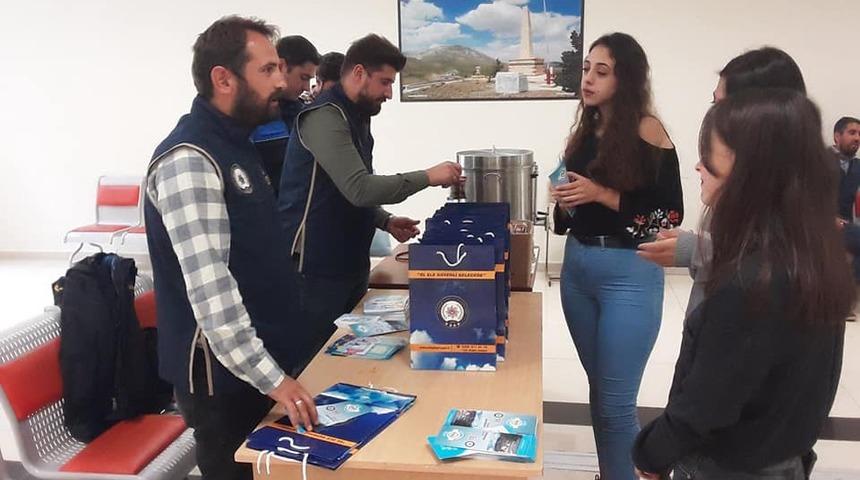 &rsquo;El Ele G&uuml;venli Geleceğe&rsquo;