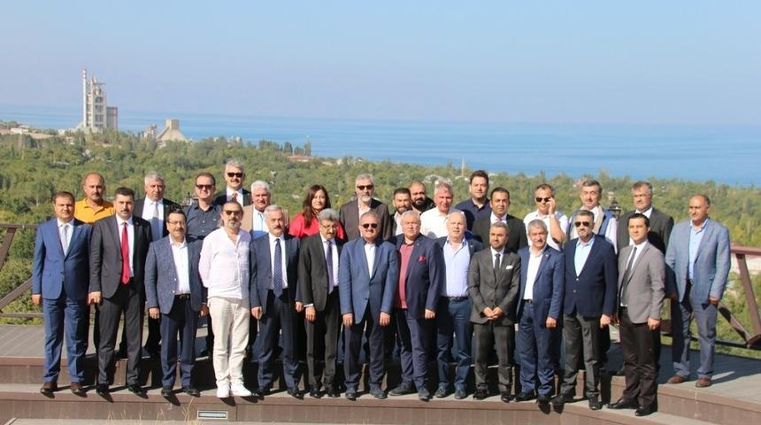 Valiler Edremit&rsquo;e hayran kaldı