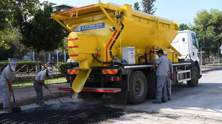 Konyaaltı Belediyesi ara&ccedil; parkını g&uuml;&ccedil;lendiriyor
