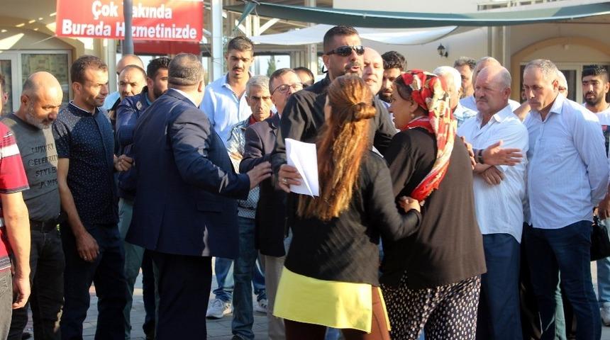 Pazarcı esnafından &uuml;retici pazarı tepkisi