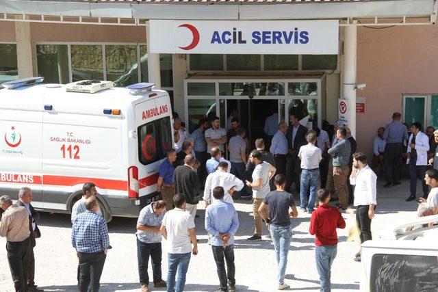 Öğrenci servisi devrildi: 6 yaralı