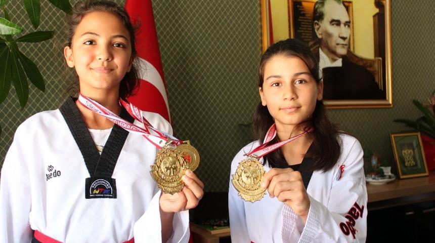 Erdemli&rsquo;nin altın kızları