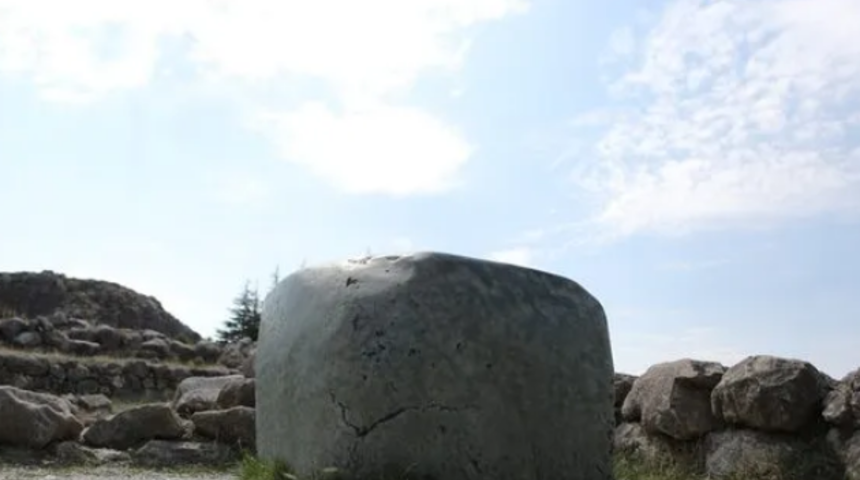 Hattuşa'da Hitit mahallesi gün yüzüne çıkarılıyor