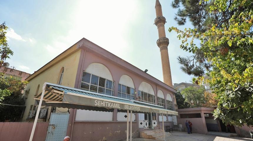 Başkan Fadıloğlu, cami cemaatinin taleplerini dinledi