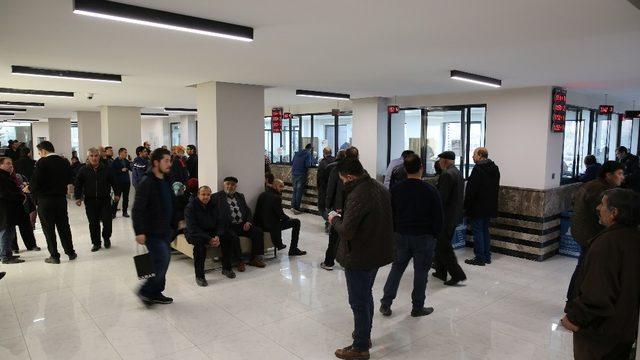 Melikgazi Belediyesi Çevre Temizlik Vergileri ile 200 galvanizli çöp konteynırı alıyor