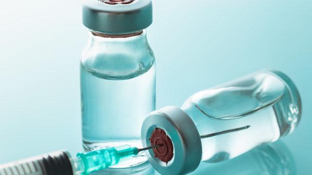 Sağlık Bakanlığı'ndan çocuklara 'tarihi geçmiş aşı yapıldığı' iddialarına yanıt